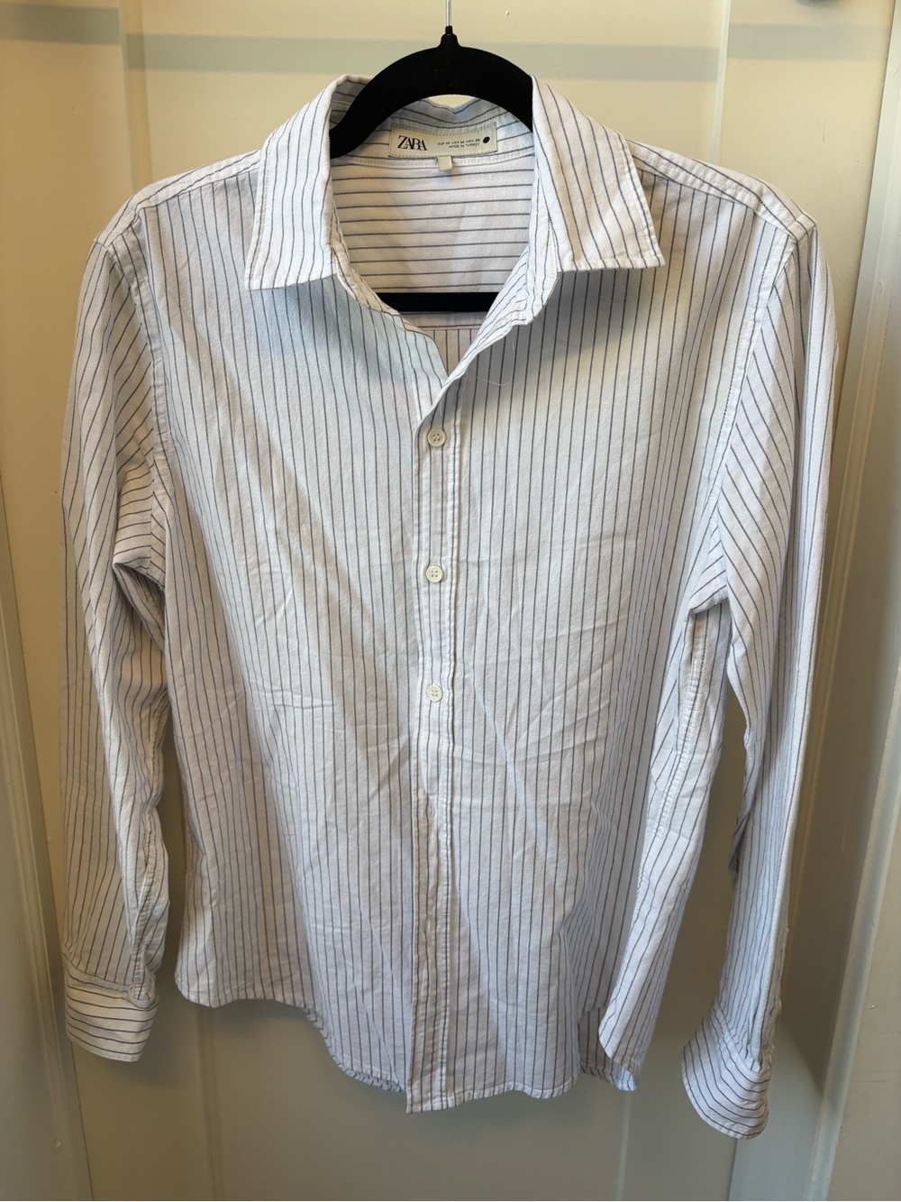 Zara Women’s White Shirt with Thin Navy Pinstripes